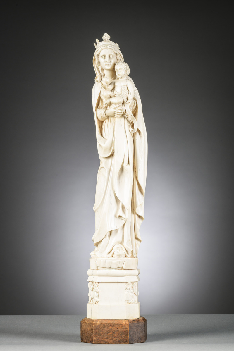 A large Gothic Revival sculpture of the 'Virgin and Child' in ivory, 19th century (h63cm) (incl.