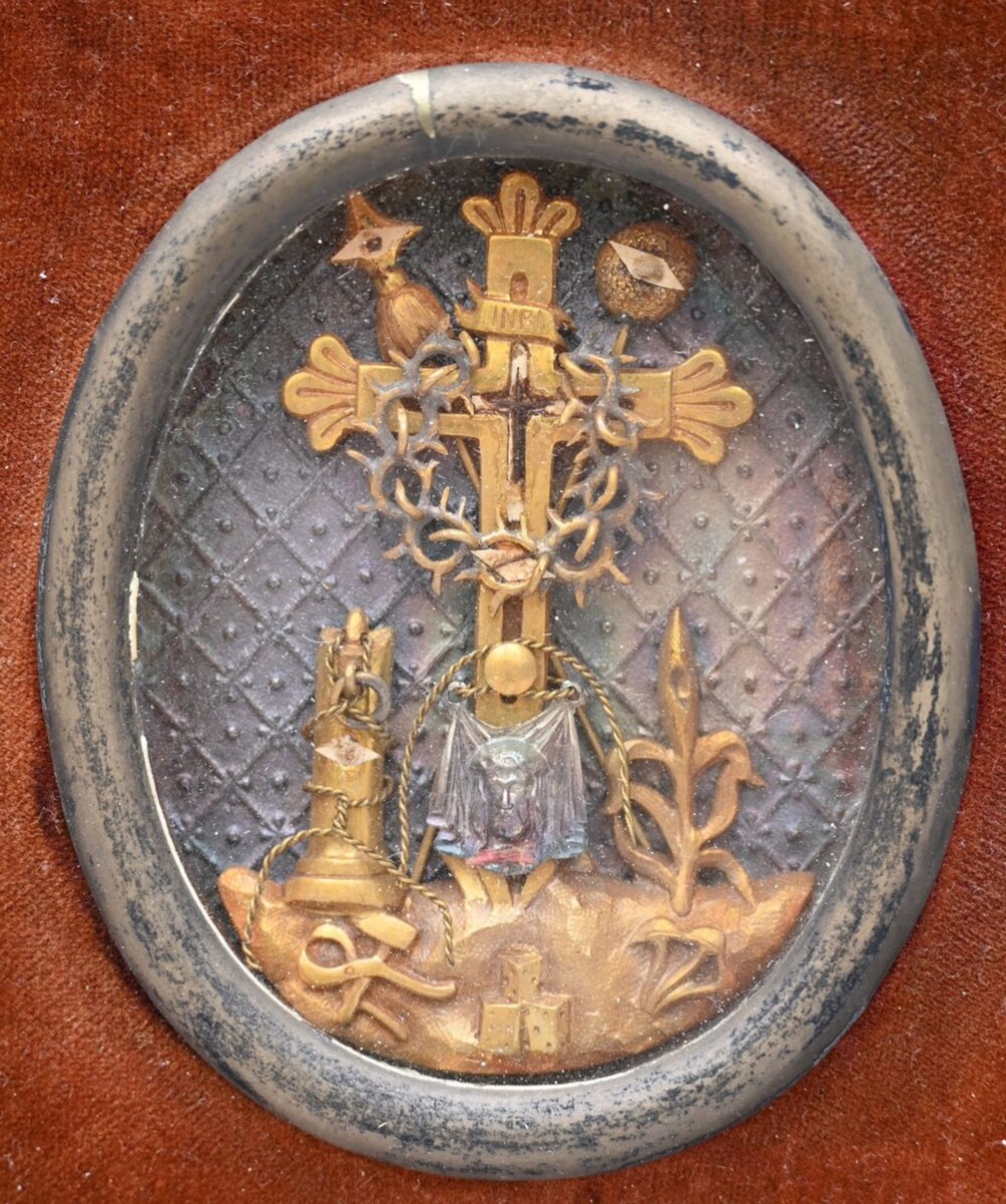 Relic 'Holy Cross', sealed (relic 8x6.5cm) - Image 2 of 3