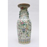 Chinese famille rose vase 'antiquities' 19th century (h60cm) (*)