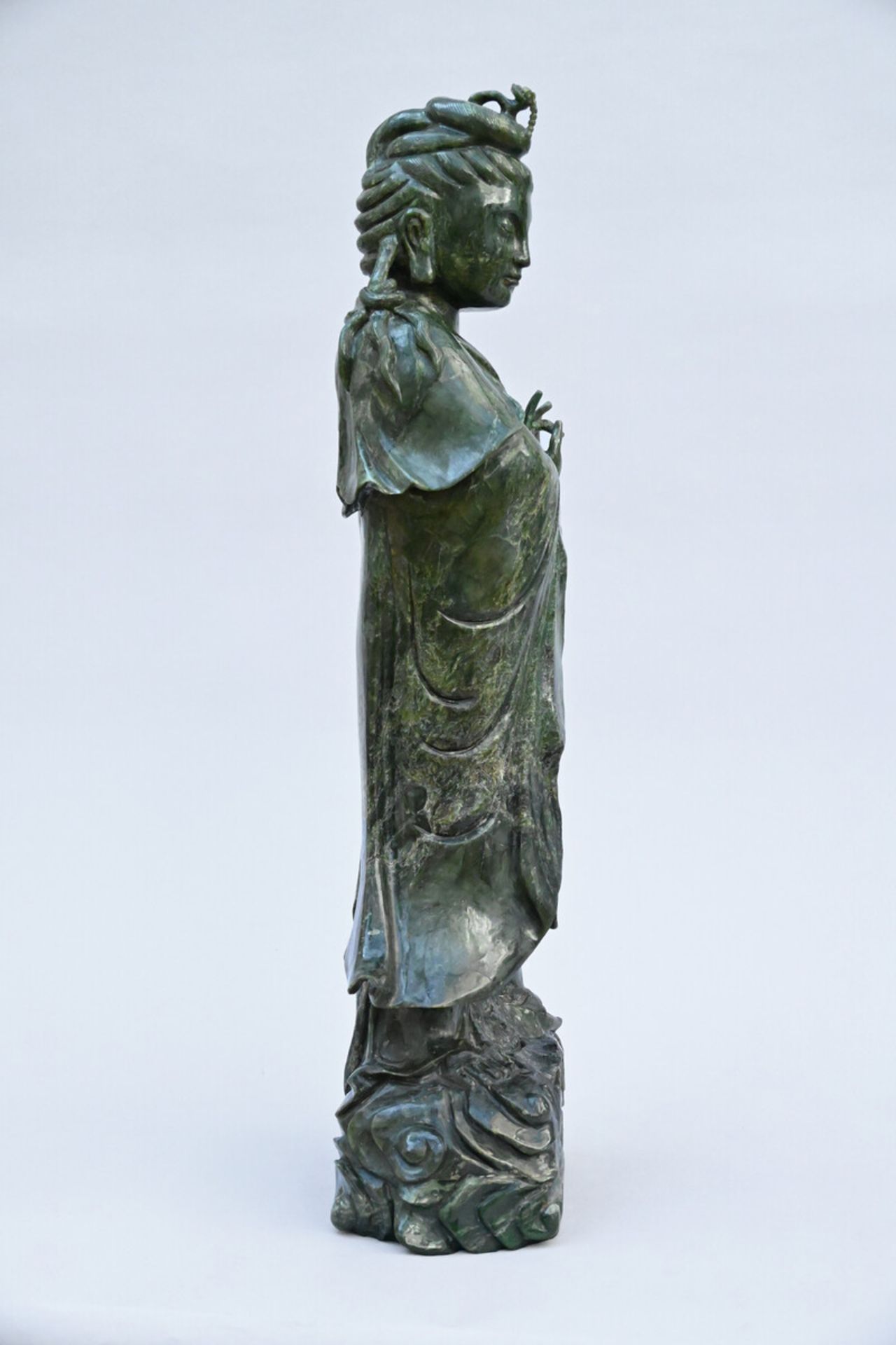 A large Chinese guanyin in stone, 20th century (h80cm) (*) - Image 3 of 4