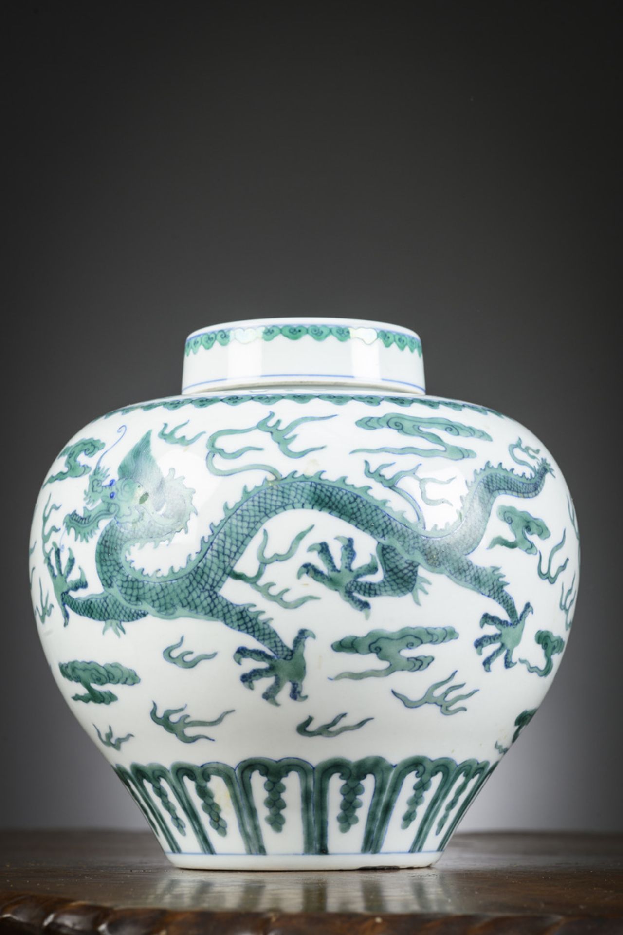 A Chinese doucai vase 'dragons', Qianlong mark (h19cm) (*) - Image 3 of 6