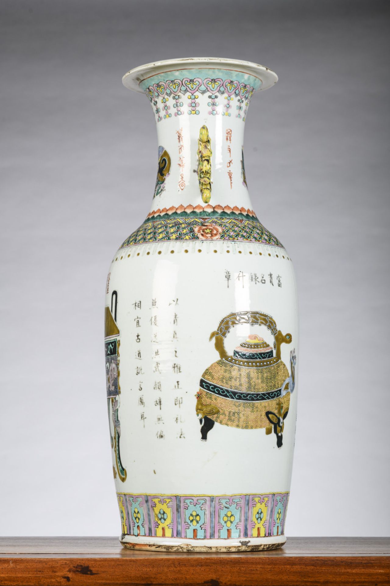 Chinese porcelain vase 'Antiquities' (h60.5cm) (*) - Image 2 of 7