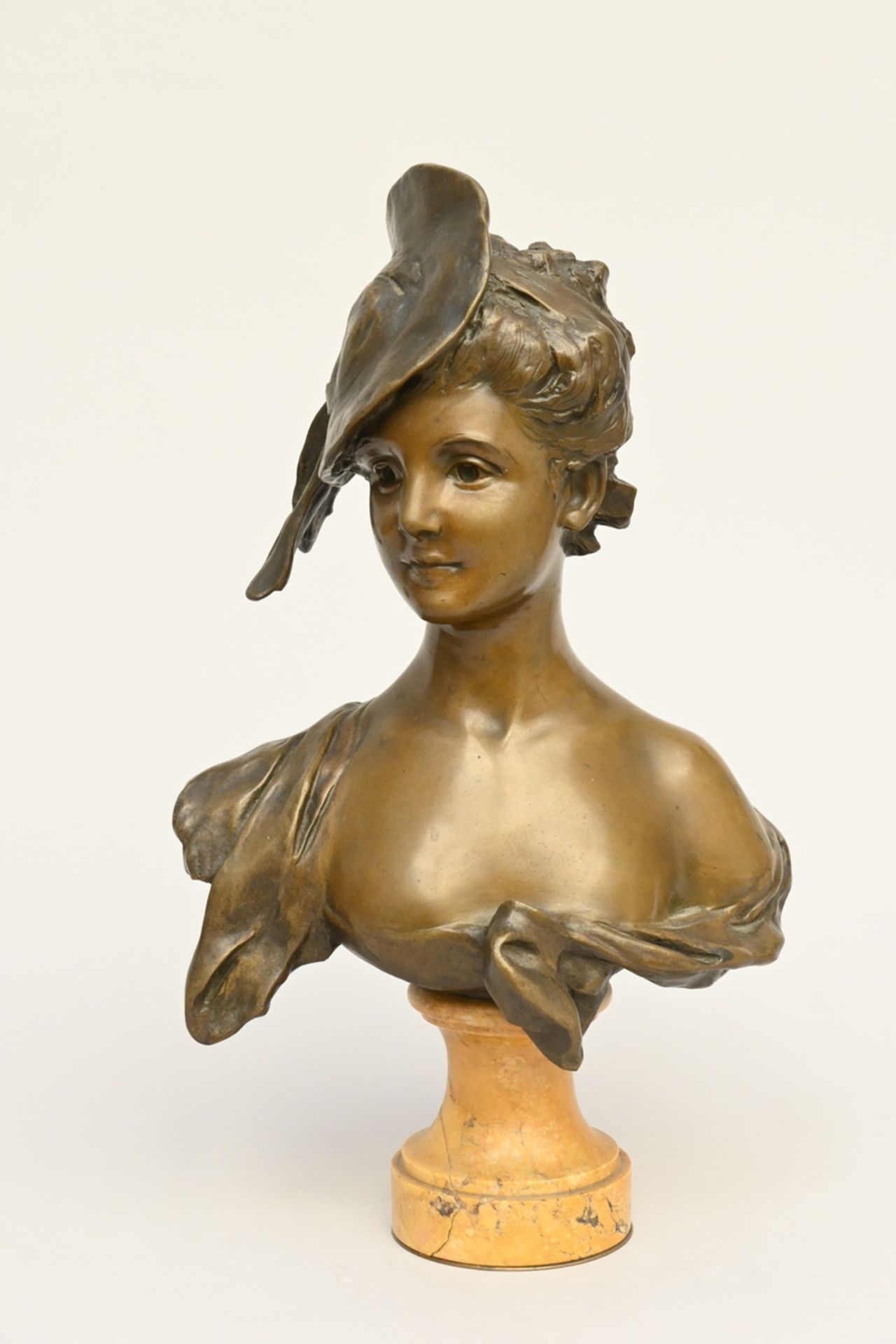 Van der Straeten: bronze art nouveau bust on marble base (h51cm) (*)