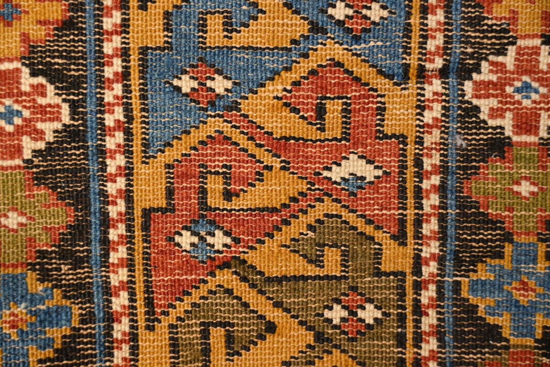 A Caucasian carpet (185x118cm) - Image 4 of 4