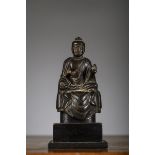 Chinese bronze statue of Buddha, probably Tang dynasty (h9.7 cm) (*)