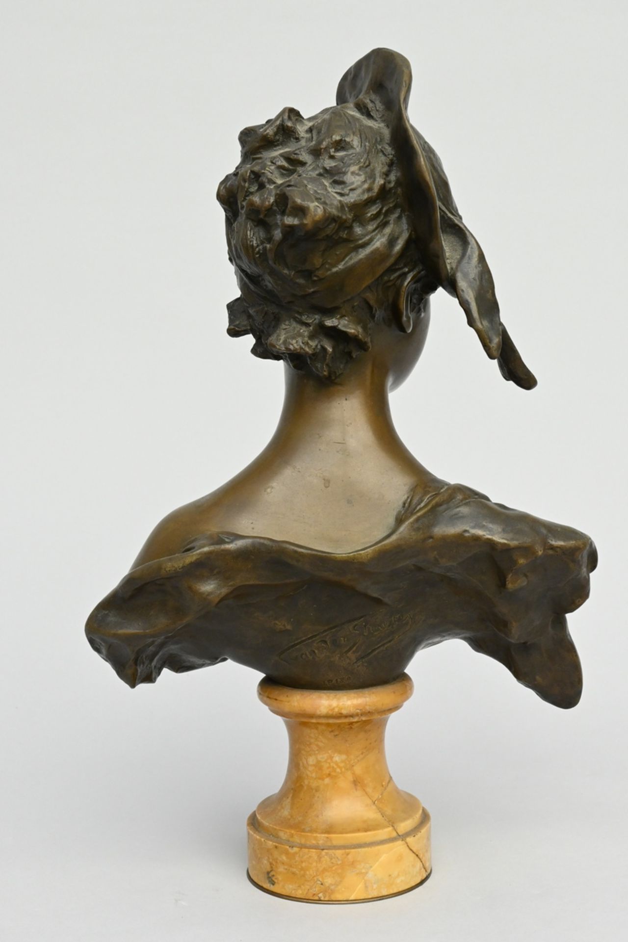 Van der Straeten: bronze art nouveau bust on marble base (h51cm) (*) - Image 2 of 3