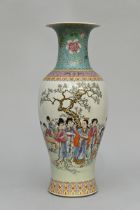 A vase in Chinese porcelain 'ladies in landscape', 1970s (h59cm)