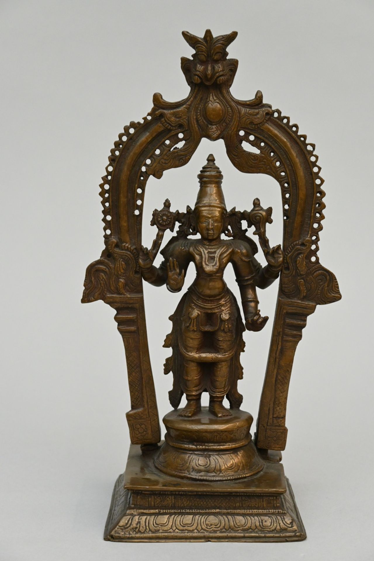 Indian statue in bronze 'Vishnu' (h29.5cm)