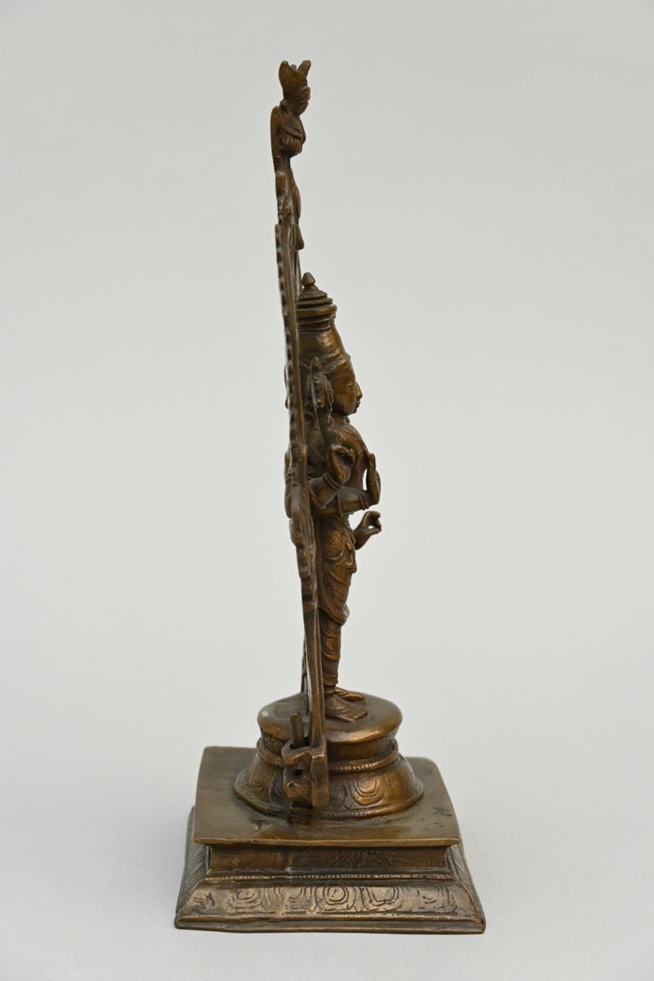 Indian statue in bronze 'Vishnu' (h29.5cm) - Image 2 of 3