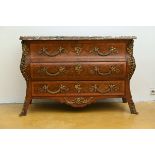 Louis XV style chest of drawers with bronze fittings (92x133x53cm)
