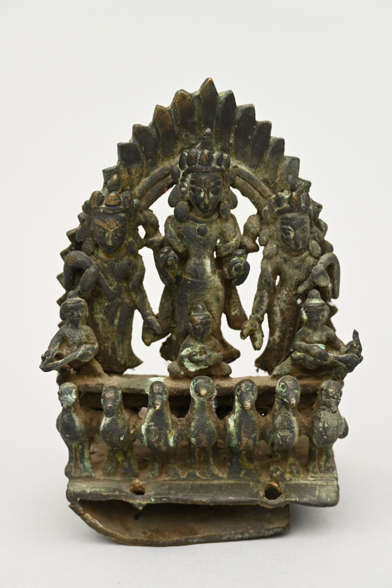 Bronze statue 'triad of deities', Nepal 19th century (14x10x9cm)