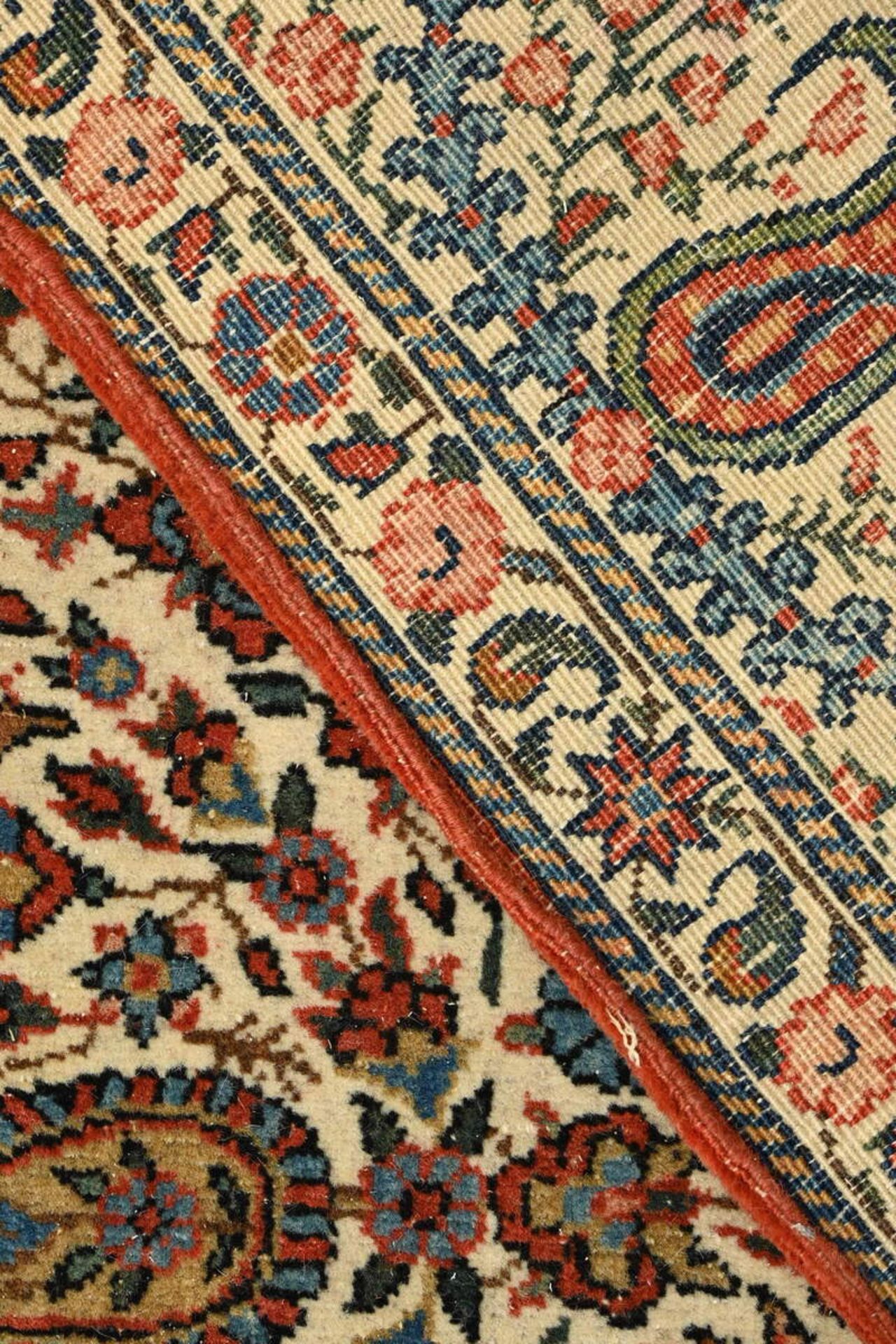 A Persian carpet 'floral decoration' (207x142cm) - Image 4 of 4