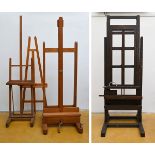 Lot of 4 painter's easels (height 169- 220cm)