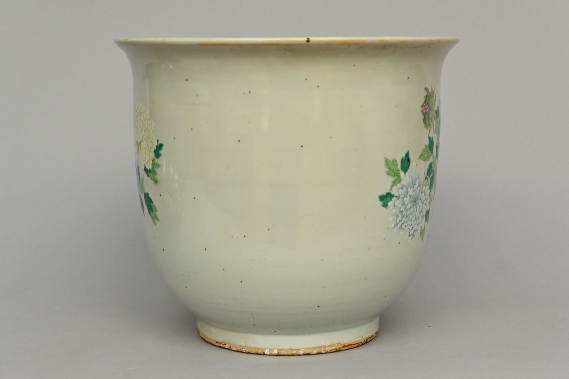 Chinese porcelain flower pot 'peonies' (36x40.5cm) - Image 3 of 5