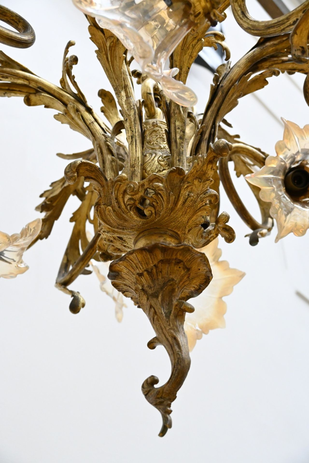 Bronze Louis XV style chandelier with glass shades (h106 dia80cm) (*) - Image 4 of 4