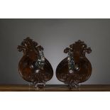 A pair of wall lights in silver on wooden frame (total 51x30cm) (*)
