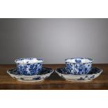 A pair of cups and saucers in Chinese blue and white porcelain, Kangxi period (dia14.5) (5x9) (*)
