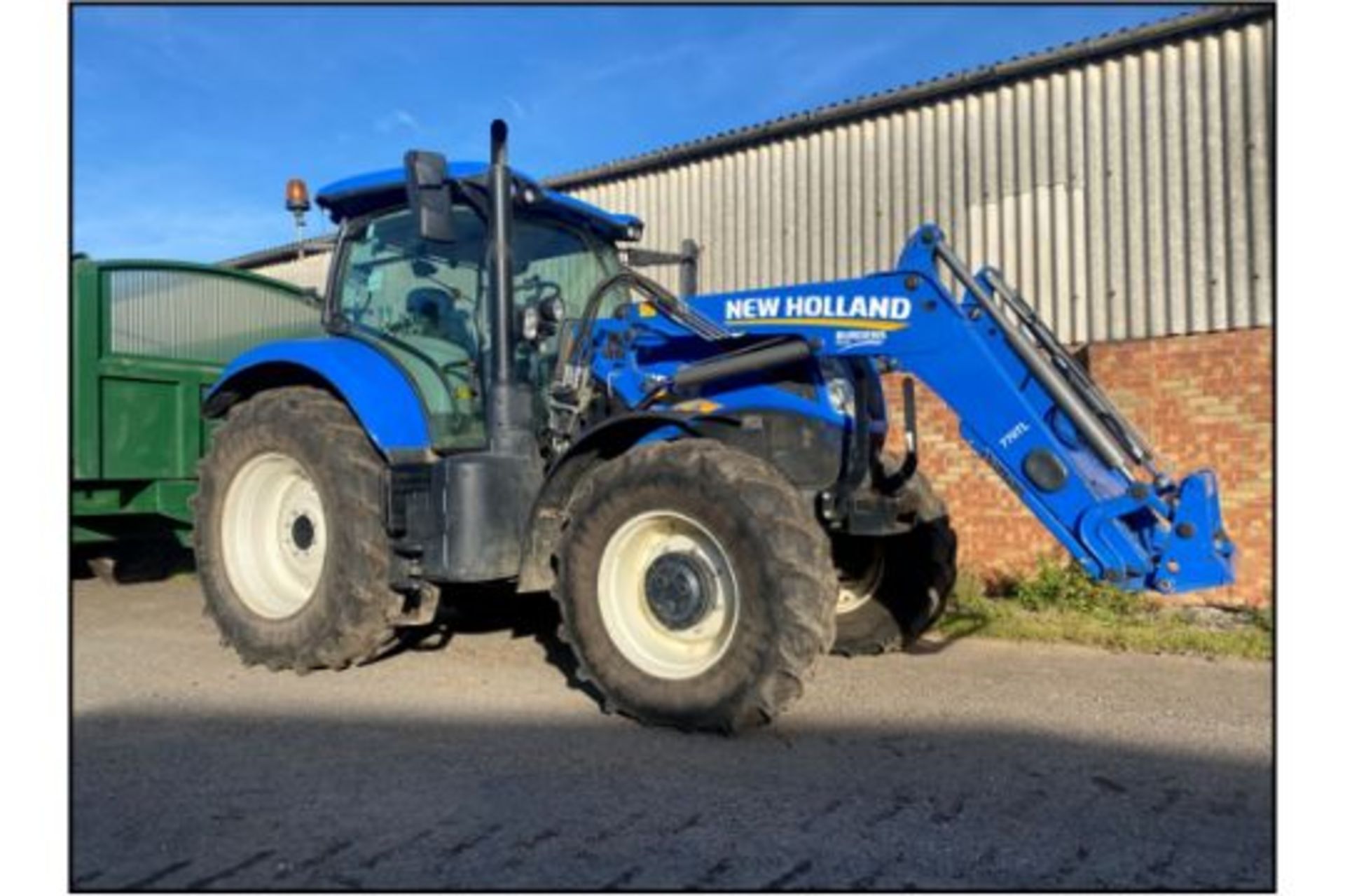 2018 New Holland T7 210 4WD, FX18 FKW 01/07/18, Serial HACT7210CJE101620, 2449hrs, c/w front loader,