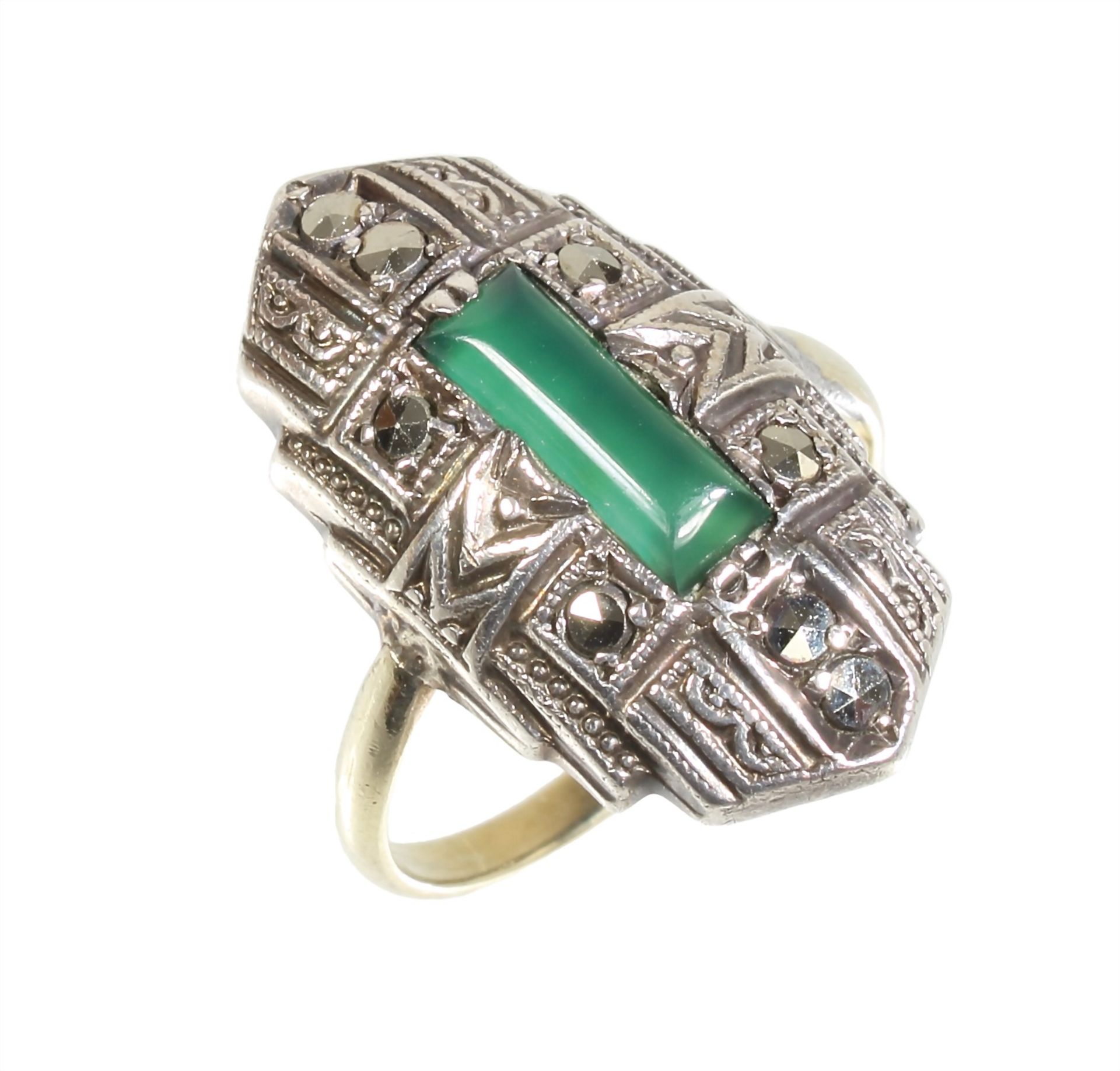 Ring, ART-DECO 1930/40er Jahre, Silber, Ringschiene GG 333/000 (später), grüner Calcedon, ...