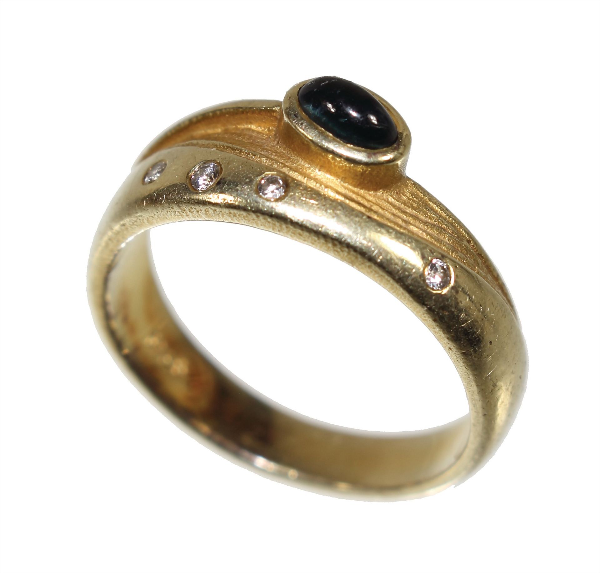 Ring, GG 585/000, 1 Saphir-Cabochon, 4 Brillanten ca. 0,04 ct tw/w-vsi, RW ca. 54,0 - Bild 3 aus 4