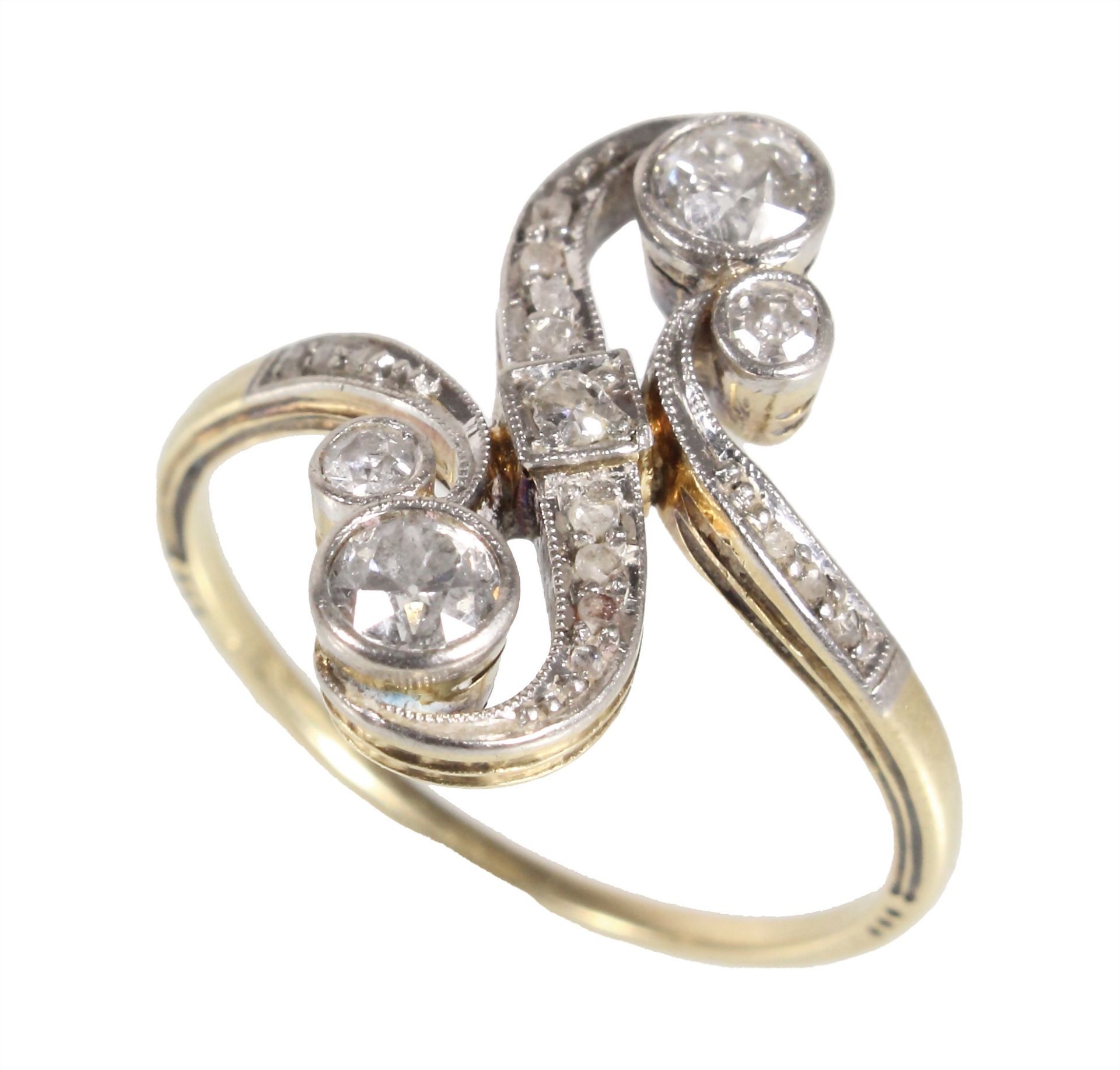 Ring, ART-DECO 1920/30er Jahre, GG 585/000, 2 Altschliff Diamanten ca. 0,40 ct weiß, 17 ...