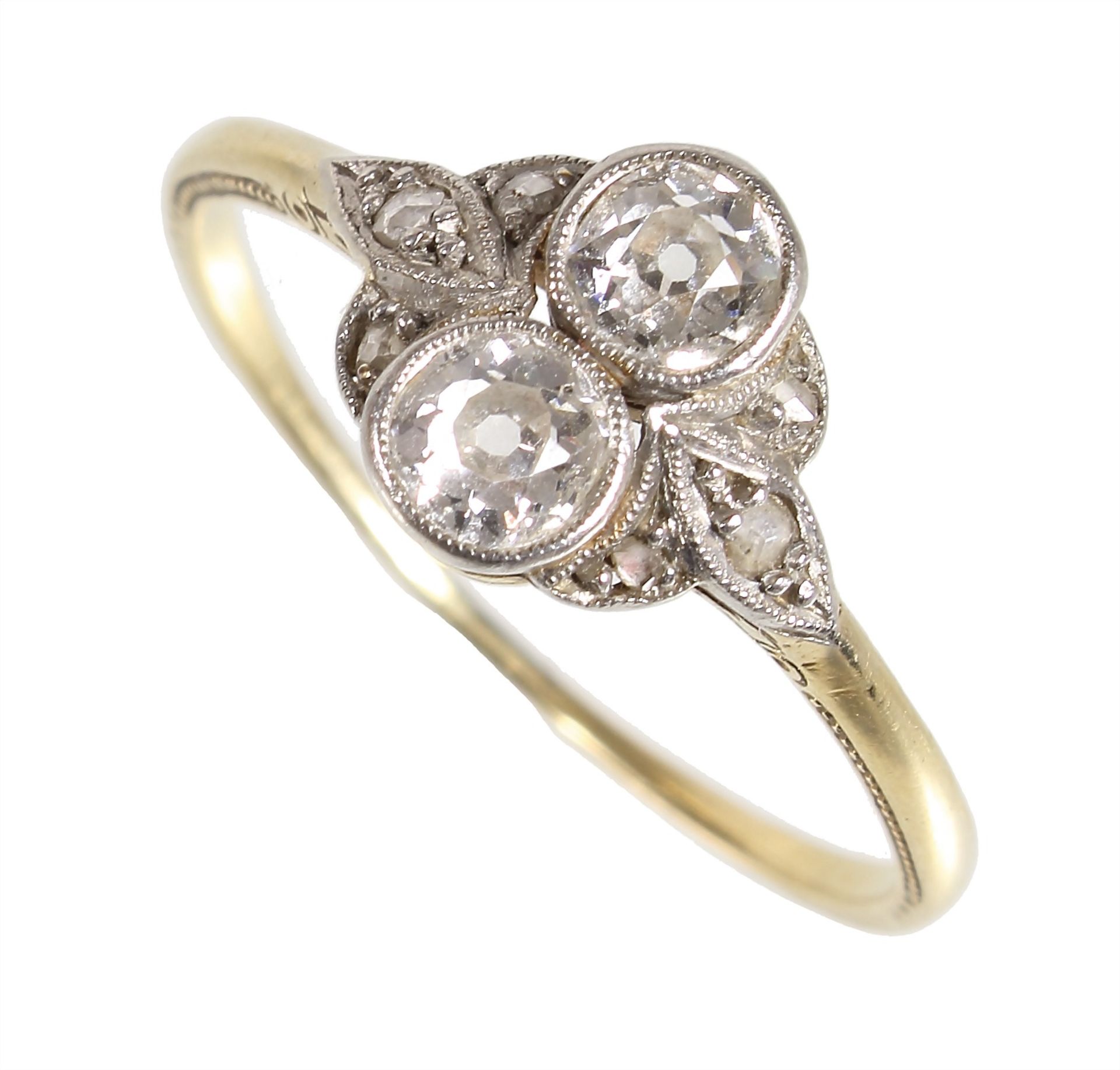 Ring, ART-DECO 1920/30er Jahre, GG 585/000, 2 Altschliff-Diamanten ca. 0,58 ct weiß, 6 ...