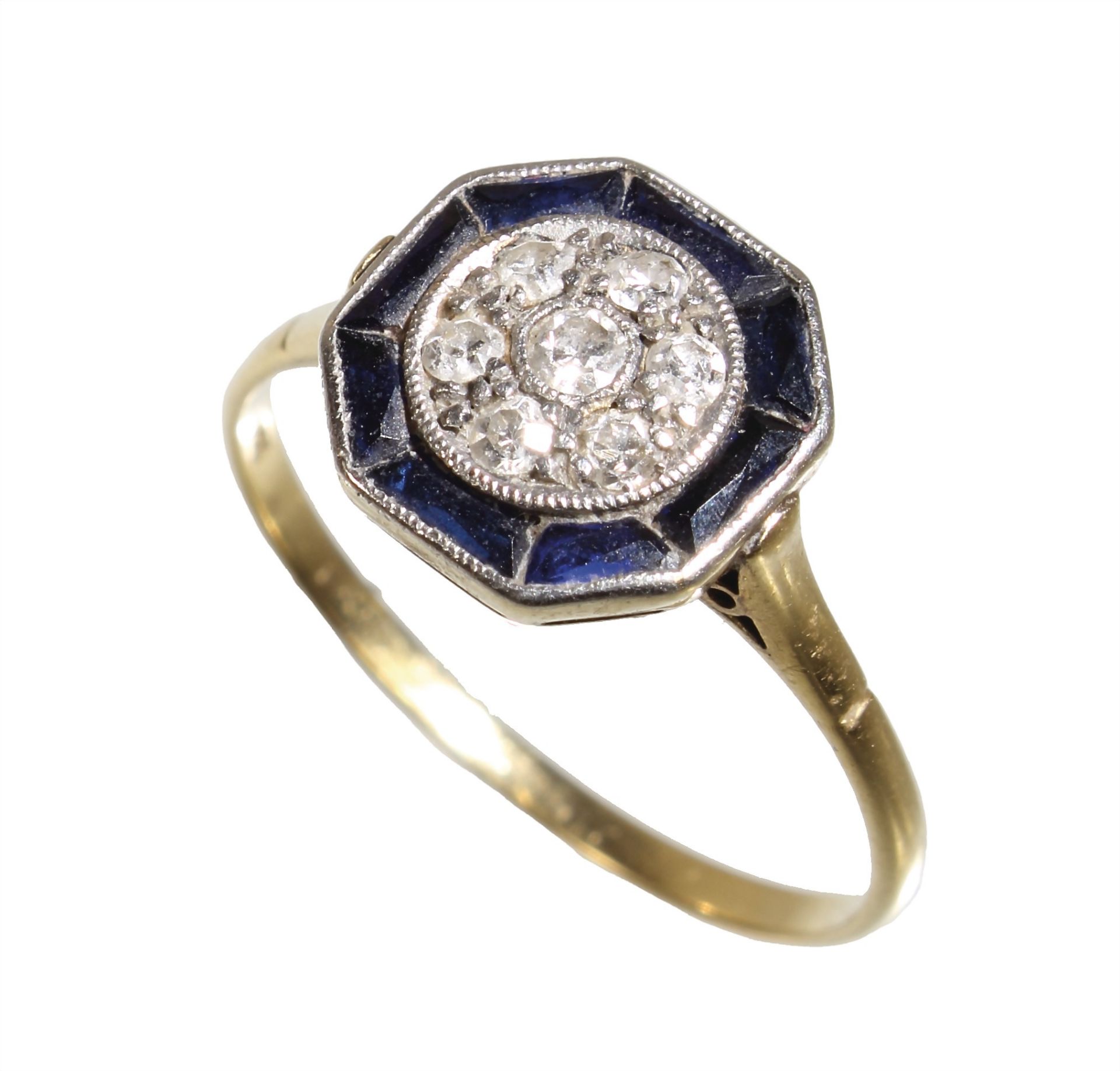 ring, ART-DECO 1930/'40s, yellow gold 750/000 (tested), in the middle 7 diamonds c. 0.16 ct ...
