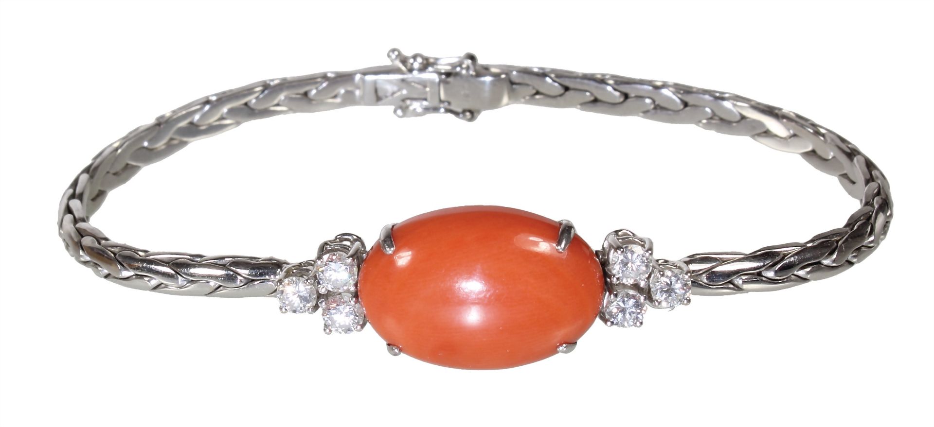 bracelet, classic item 1970s, white gold 750/000, 1 corals cabochon c. 18 x 12.2 mm, at  ...