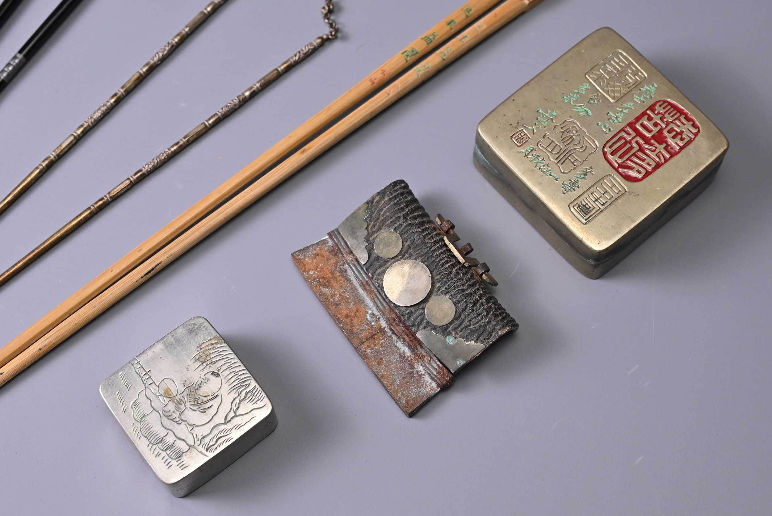 A QUANTITY OF CHINESE / MIDDLE EASTERN ITEMS. Comprising three Chinese ink blocks in wood and bitong - Image 6 of 9