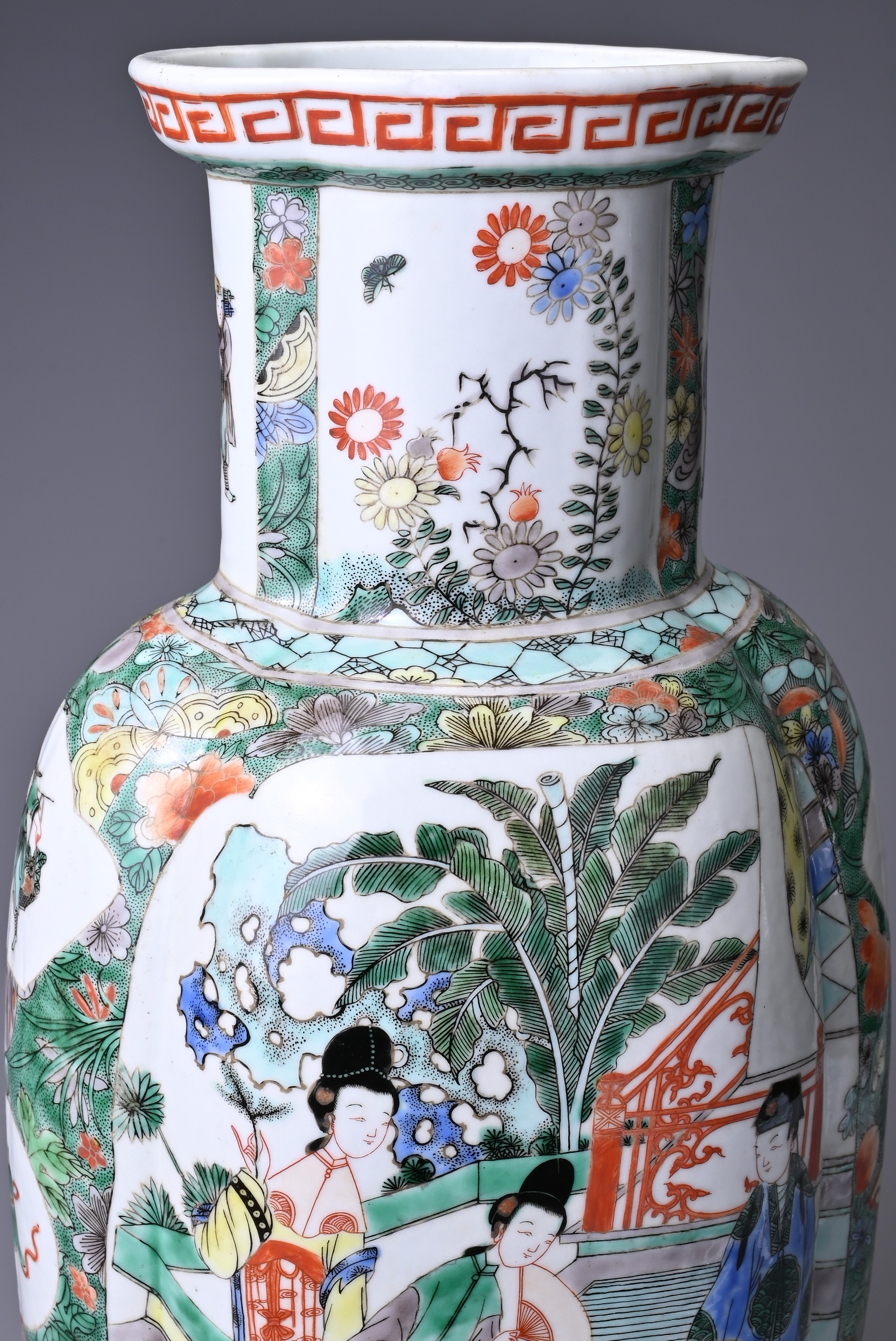 A LARGE CHINESE FAMILLE VERTE PORCELAIN VASE. Of quatre lobed form decorated with panels of - Image 3 of 8