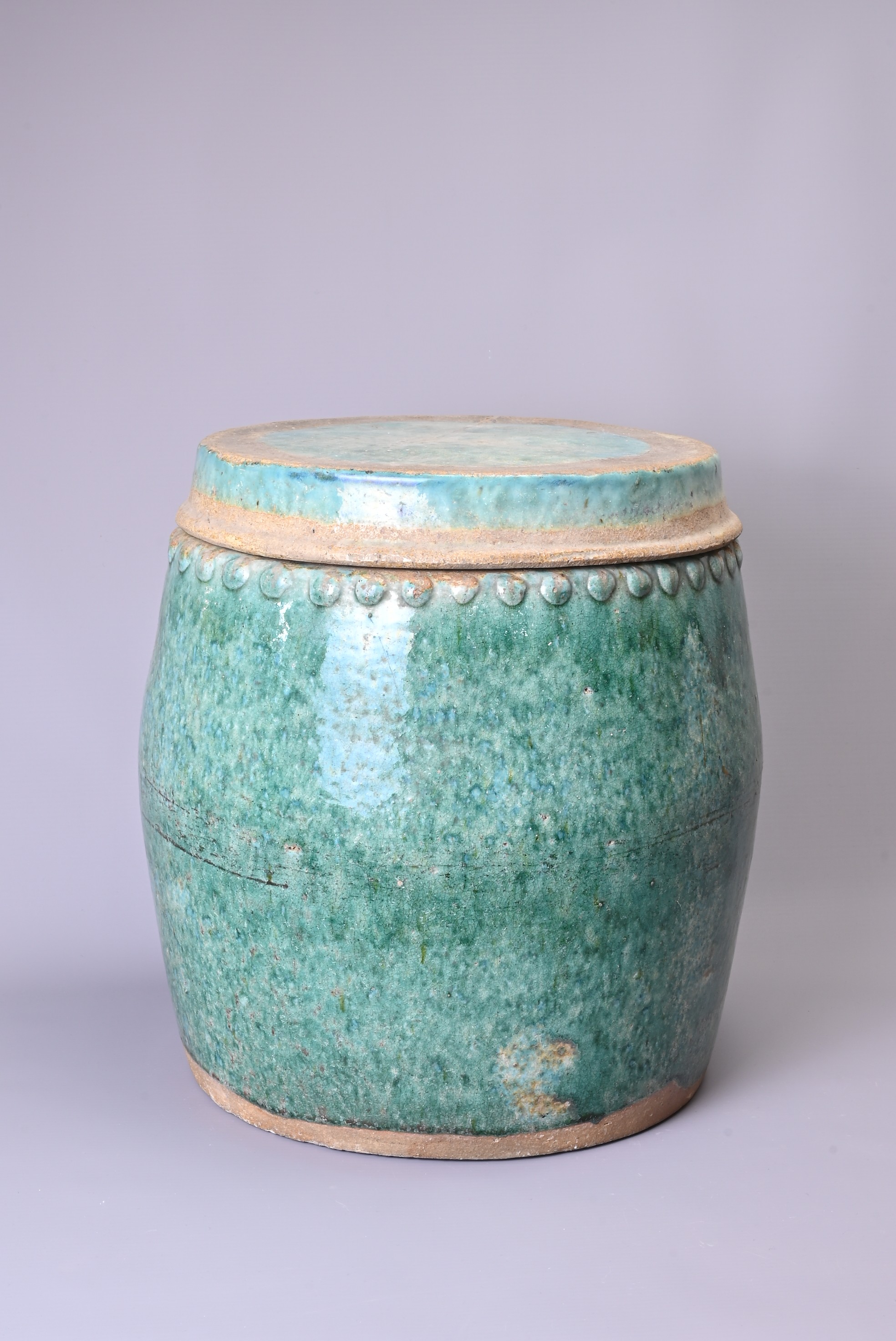 20TH CENTURY CHINESE CERAMIC POT WITH COVER, turquoise ground with crackle glazing and raised - Image 2 of 8