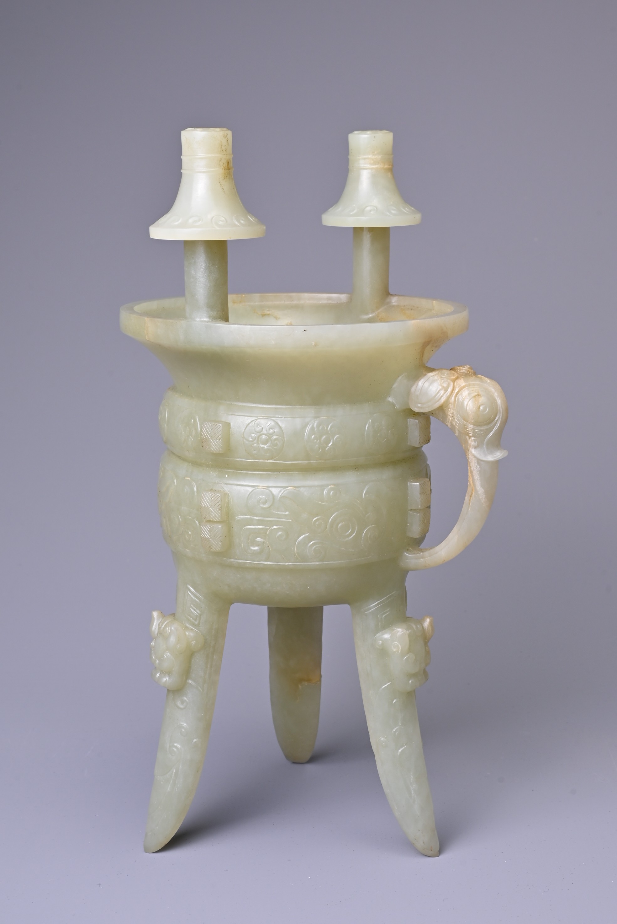 A CHINESE CELADON JADE TRIPOD VESSEL, JIA, QING DYNASTY. Modelled on the archaic bronze ceremonial - Image 3 of 7