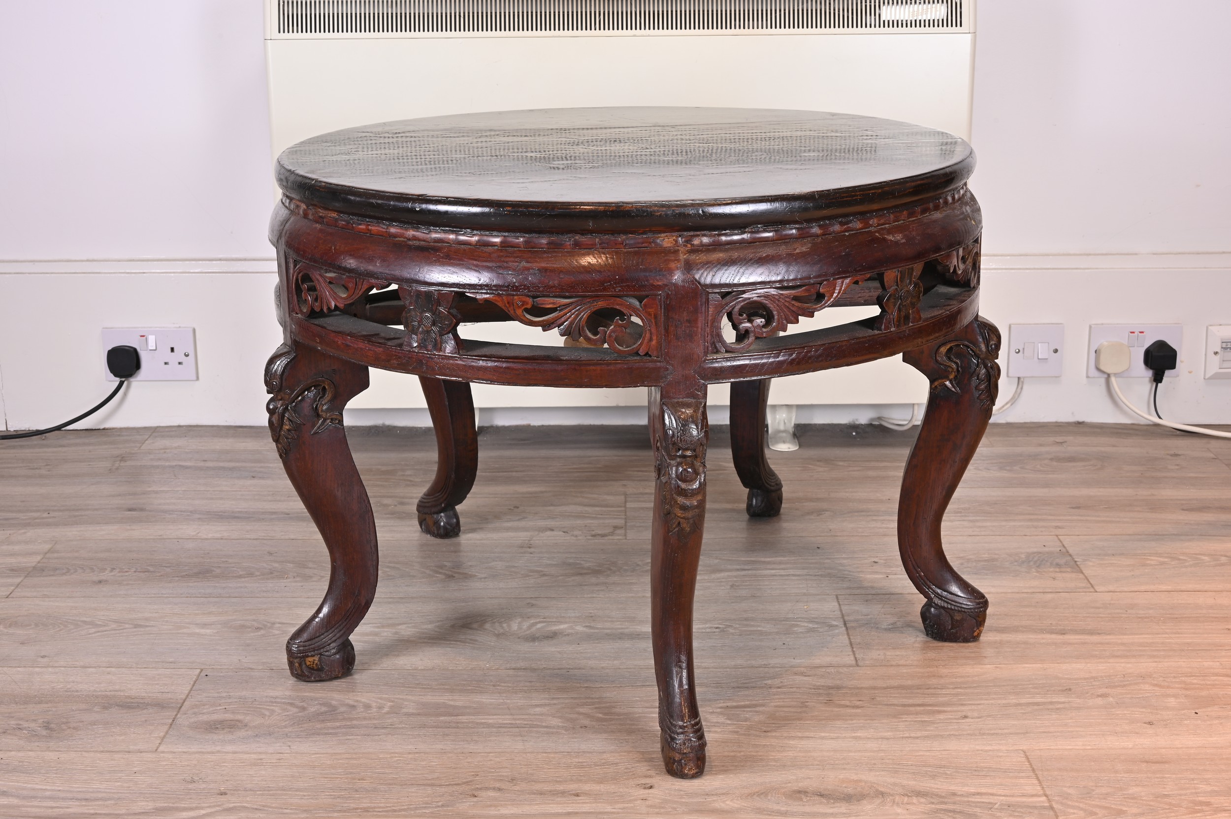 CHINESE 19TH/20TH CENTURY CIRCULAR HARDWOOD LOW TABLE, with black lacquer top and carved floral - Image 3 of 6