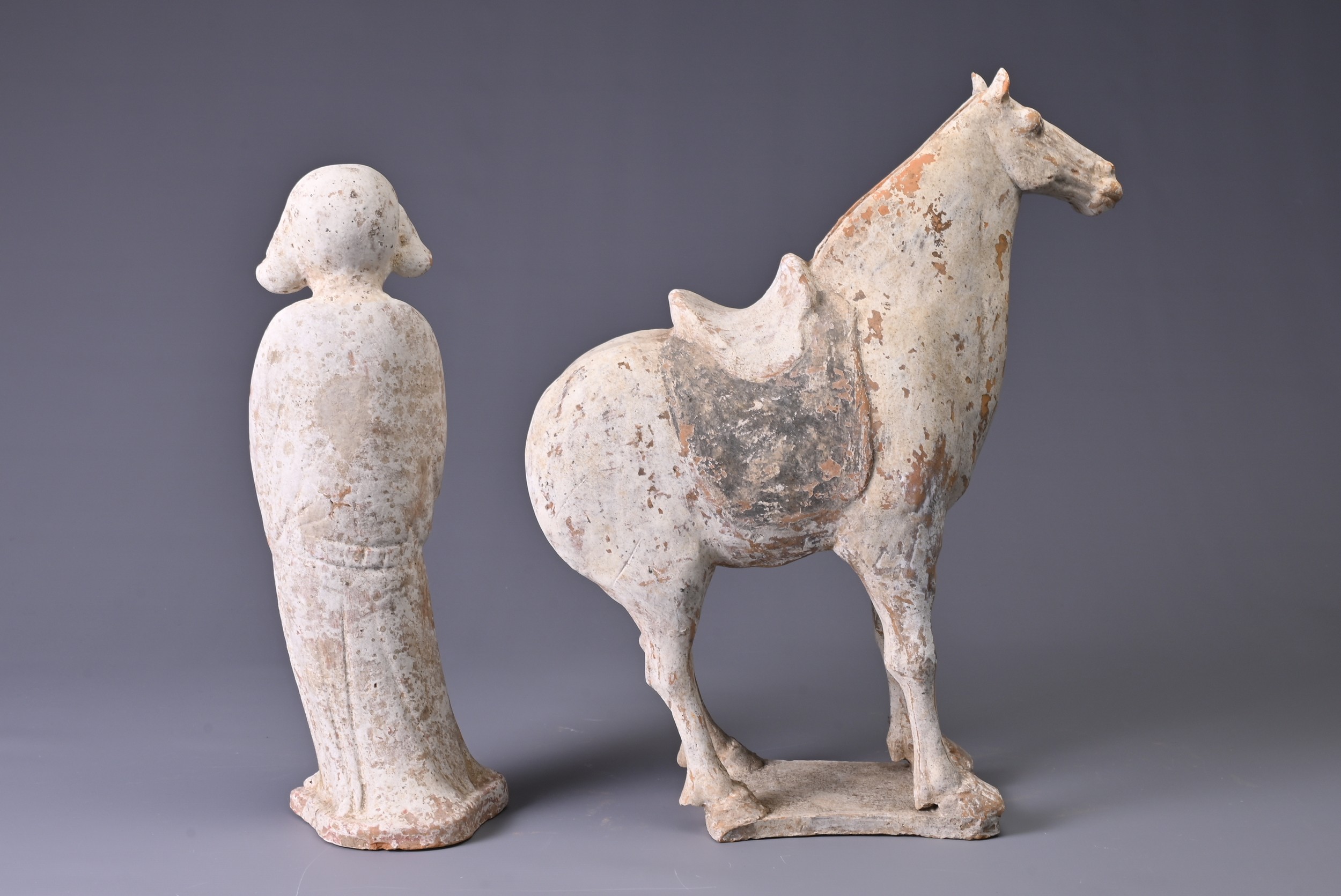 A CHINESE PAINTED POTTERY HORSE AND GROOM, TANG DYNASTY (618-907AD). Both made from a red pottery - Image 4 of 6