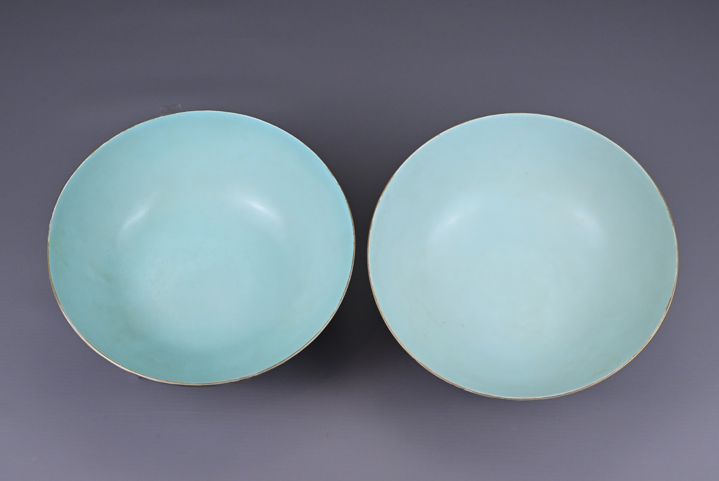 TWO CHINESE PORCELAIN BOWLS, 20TH CENTURY . Each with apocryphal four character Qianlong seal mark - Image 7 of 9