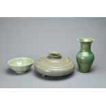 THREE CHINESE SOUTH EAST ASIAN PORCELAIN ITEMS, 20TH CENTURY. To include a Chinese apple green