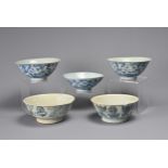 A GROUP OF FIVE CHINESE BLUE AND WHITE PORCELAIN BOWLS, MING AND 19TH CENTURY. Two bowls from Tek