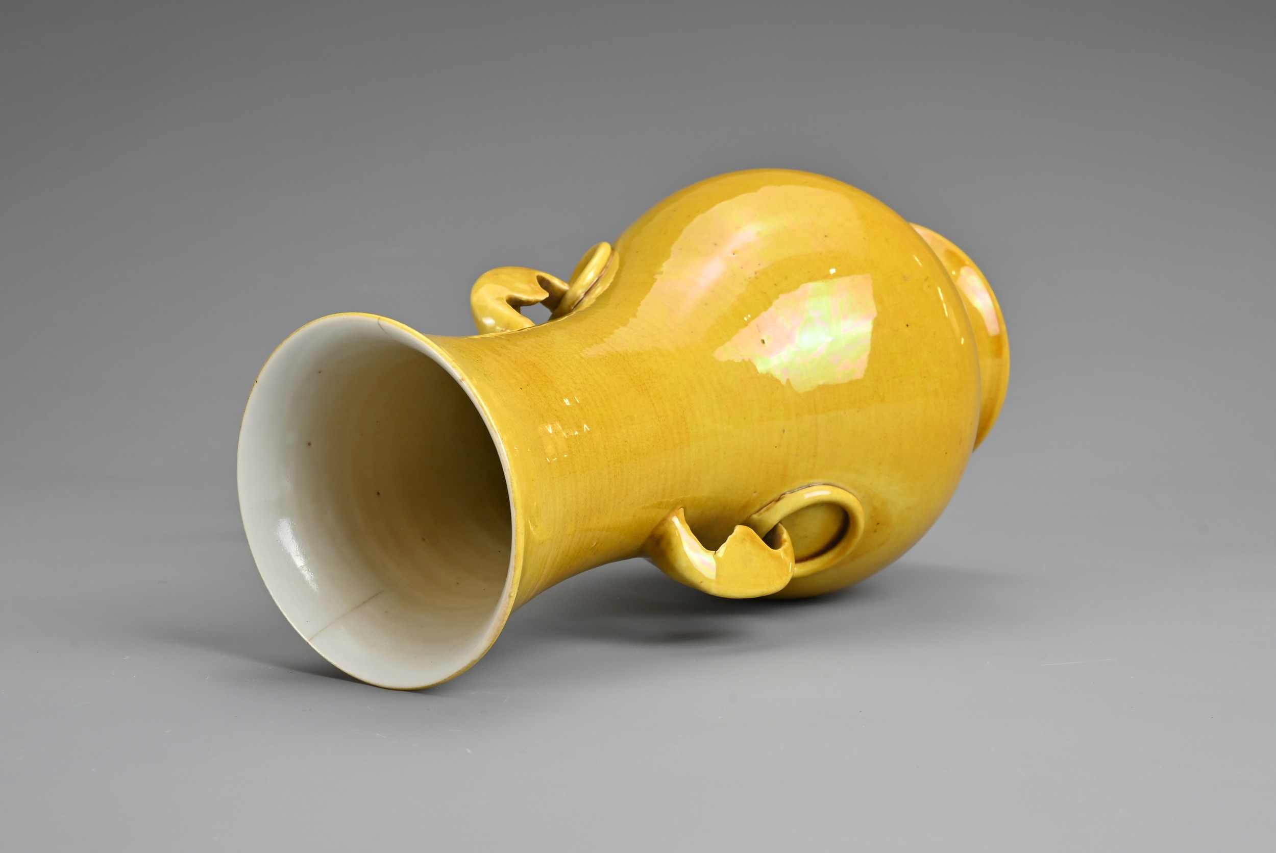 A CHINESE YELLOW GLAZED PORCELAIN VASE, LATE QING DYNASTY. Of baluster form covered in a with M - Image 7 of 7