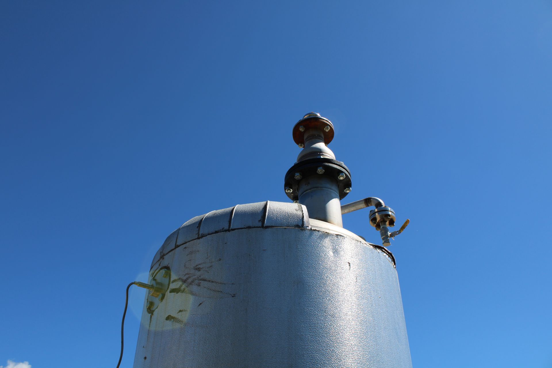 LOT- STAINLESS STEEL VESSEL, FLUID-QUIP GRAVITY SCREEN - Image 10 of 13