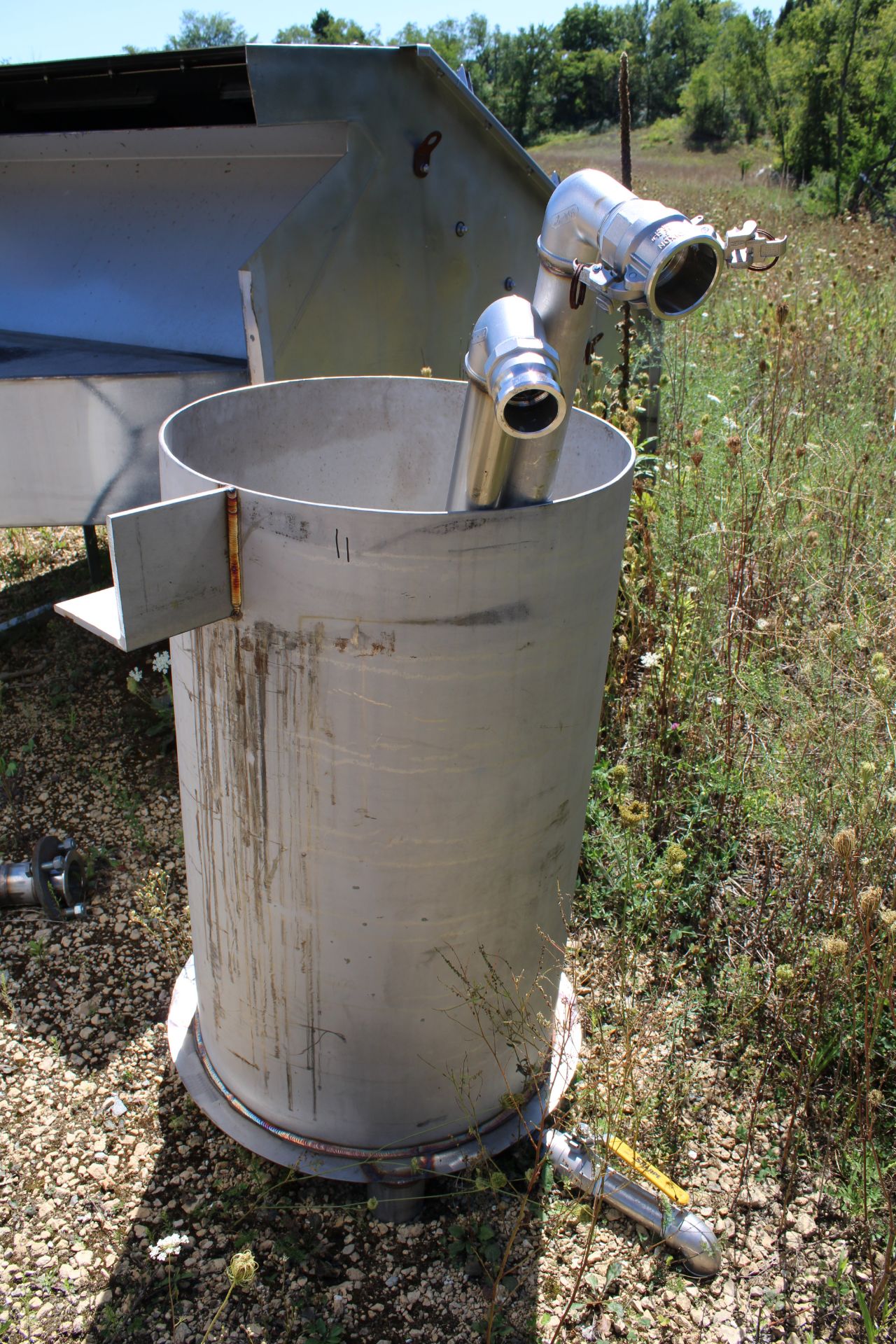 LOT- STAINLESS STEEL VESSEL, FLUID-QUIP GRAVITY SCREEN - Image 12 of 13