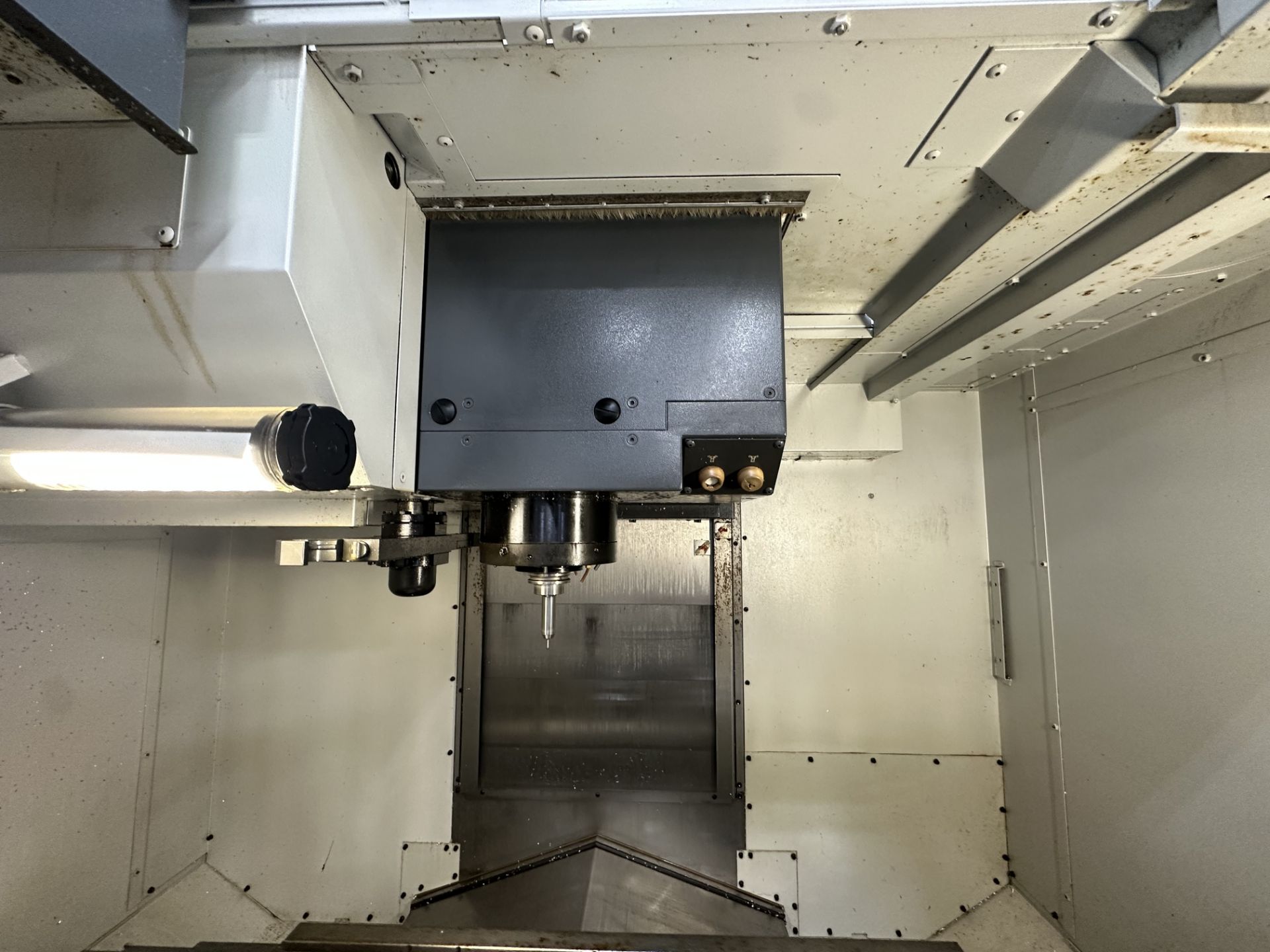 2005 Mori Seiki DuraCenter 5 CNC Vertical Machining Center - Image 10 of 21