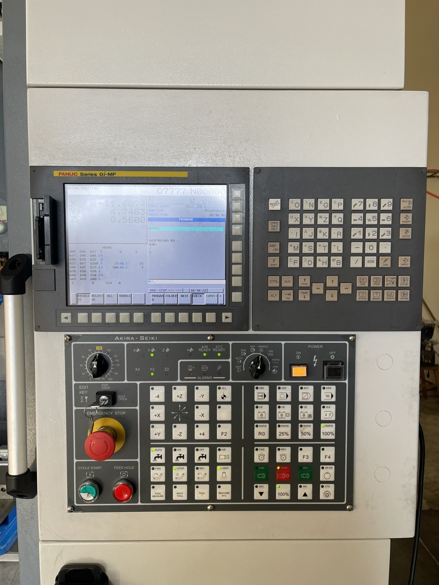 2021 Akira Seiki V2.5 XP CNC Vertical Machining Center - Image 14 of 20