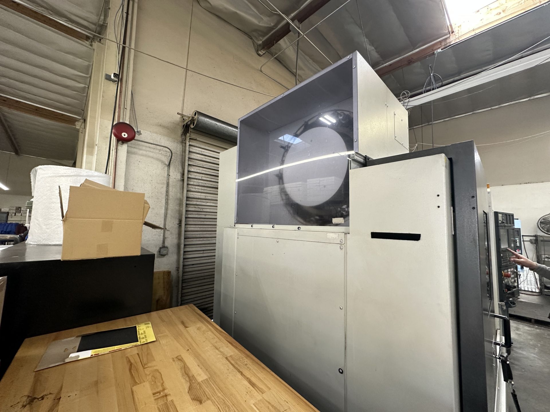 2005 Mori Seiki DuraCenter 5 CNC Vertical Machining Center - Image 17 of 21