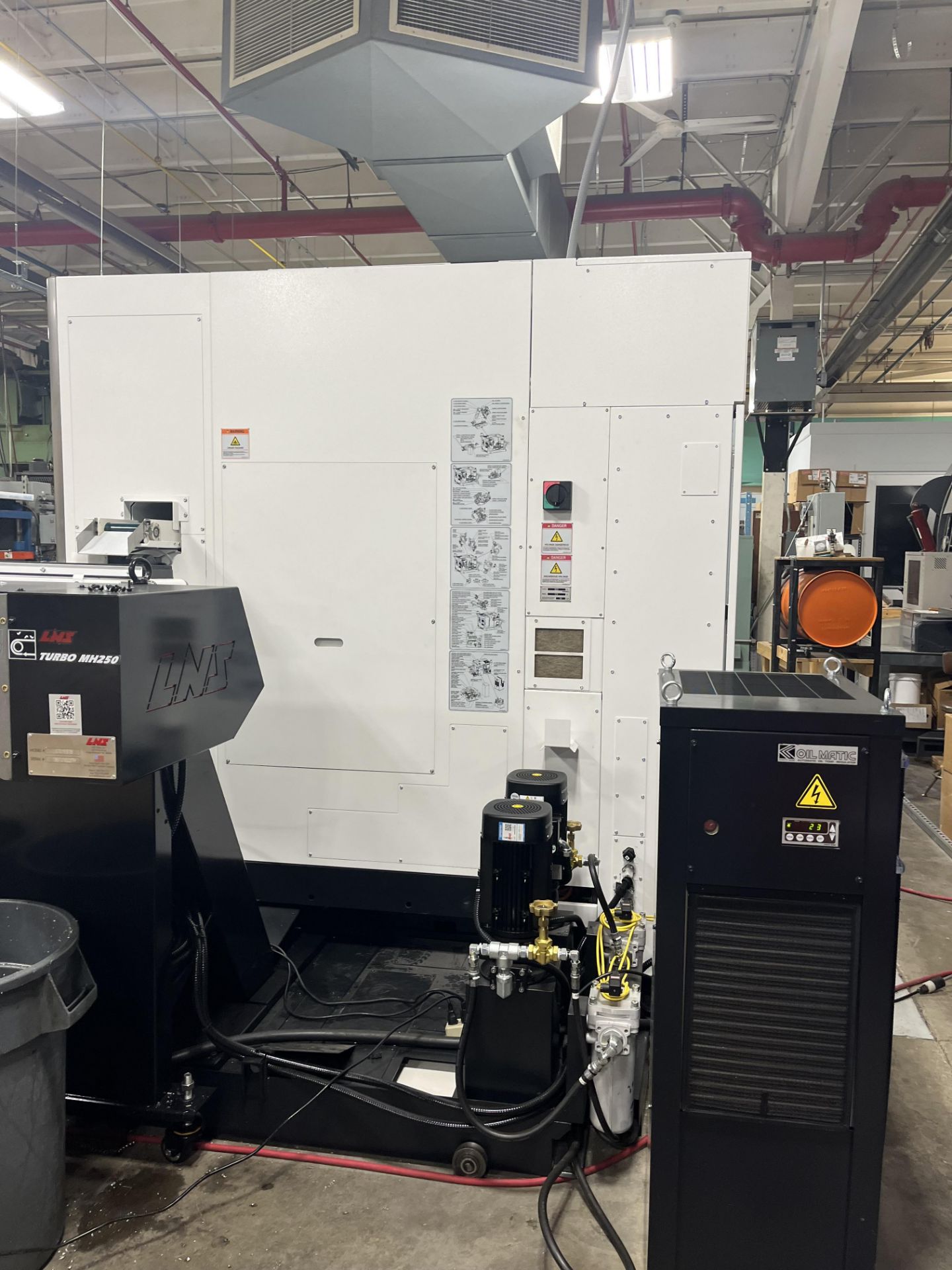 2022 Mazak HQR-100MSY Twin Turret / Twin Spindle / Live Tooling / Bar Feeder CNC Lathe - Image 3 of 13