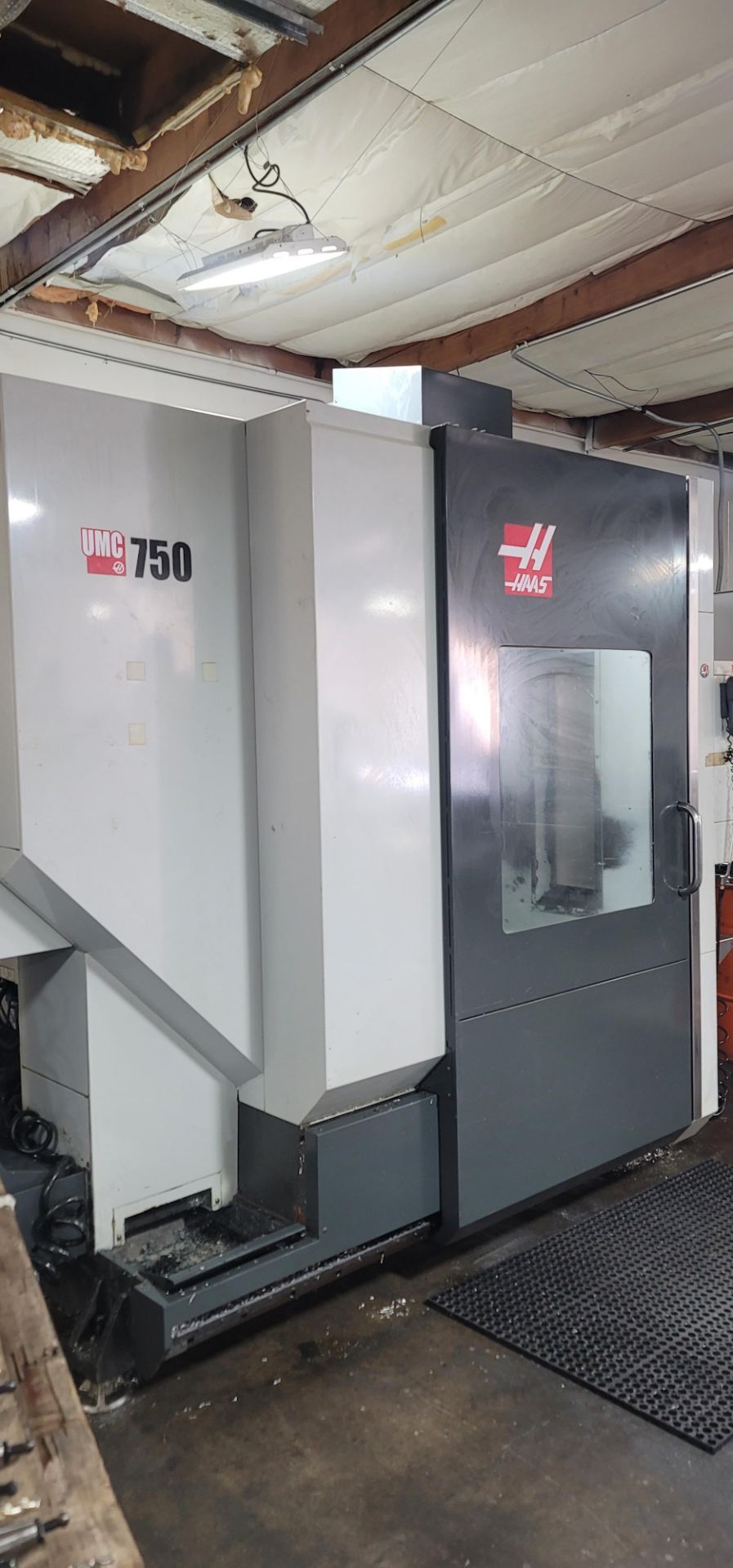 2016 HAAS UMC-750 5-Axis 12,000 rpm CNC Vertical Machining Center - Image 3 of 16