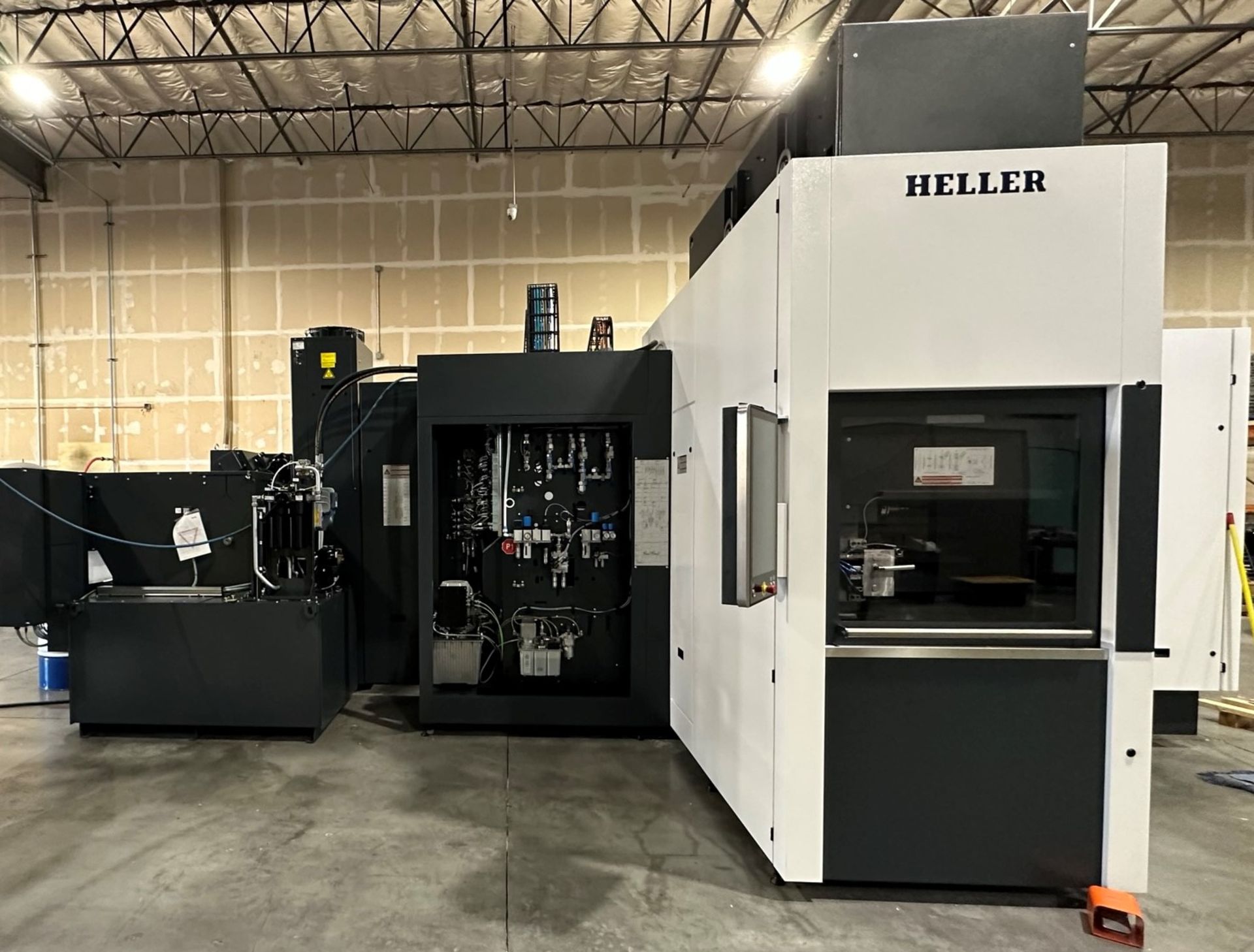 2022 Heller HF-5500 HSK-A100 5-Axis Horizontal Machining Center ***Like Brand New*** - Image 4 of 83