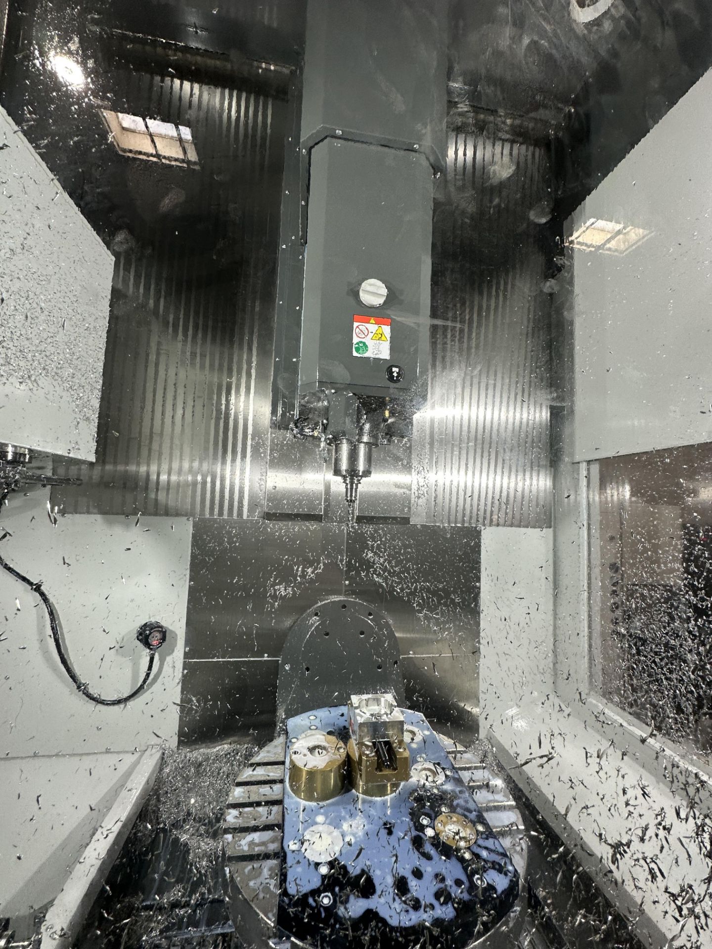 2022 HAAS UMC-1000 5-Axis 15,000 RPM Machining Center ***Under 750 Cutting Hours*** - Image 11 of 42