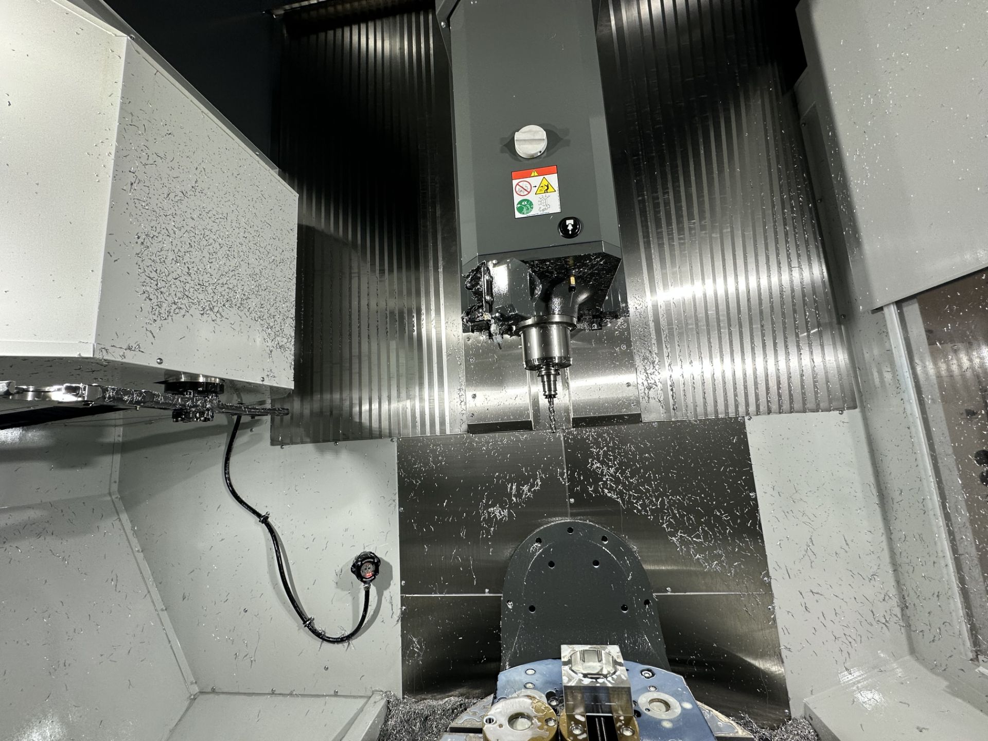 2022 HAAS UMC-1000 5-Axis 15,000 RPM Machining Center ***Under 750 Cutting Hours*** - Image 12 of 42