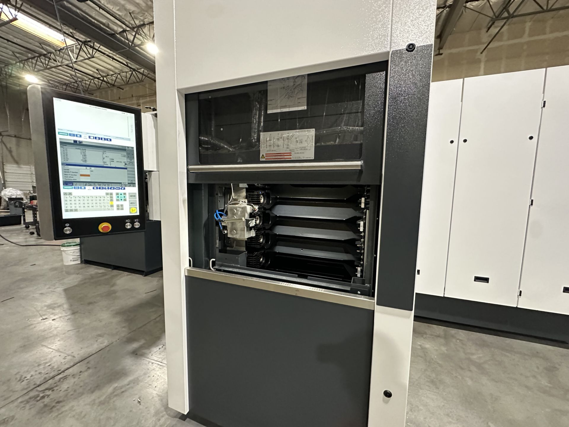 2022 Heller HF-5500 HSK-A100 5-Axis Horizontal Machining Center ***Like Brand New*** - Image 13 of 83