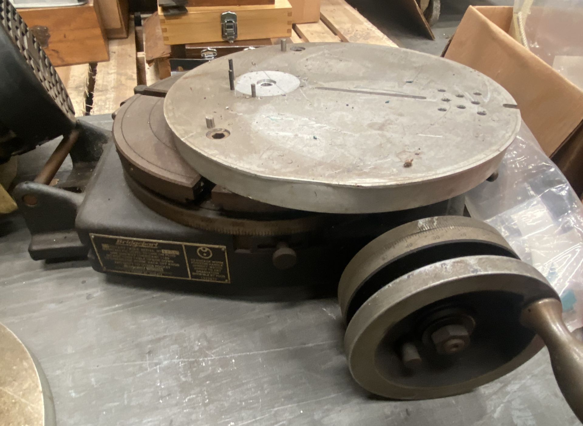 (2) Bridgeport & (1) Yuausa Rotary Table with Chucks - Image 6 of 10